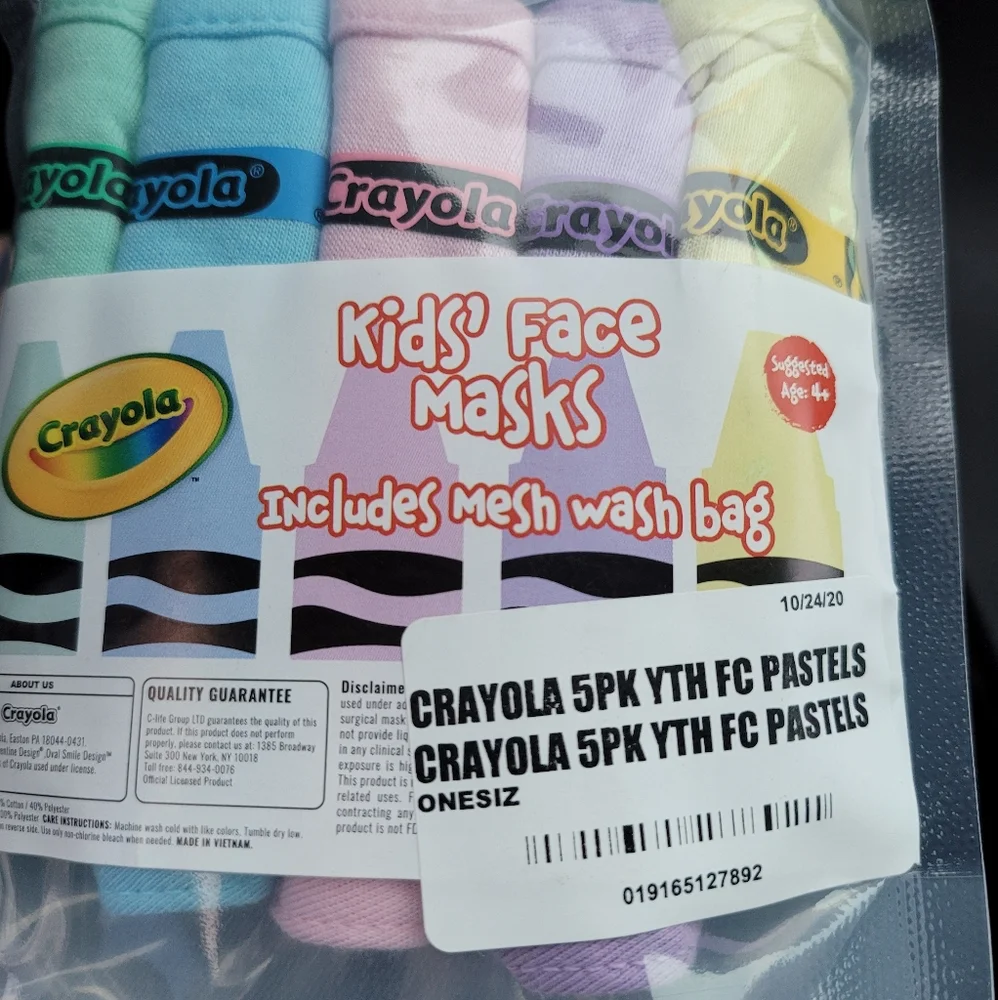 1 Crayola Kids Face Masks Set of 5 with meshwash bag